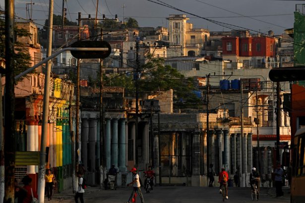 Cuba: Primer país afectado por la presión de EE. UU. en petróleo venezolano