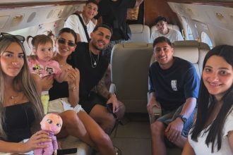 Boca en Fiesta: Paredes y Compañeros Celebran Boda en Jet Privado
