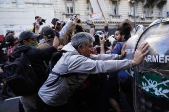 El Gobierno impugnará fallo sobre protocolo antipiquetes: Bullrich responde