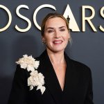 Kate Winslet revela sus primeras experiencias sexuales con mujeres