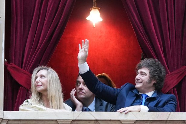 Milei Revitaliza el Gabinete: Vacaciones en la Playa y Viajes