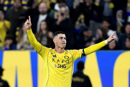 Cristiano Ronaldo brilla en Al Nassr: Gol de espalda y camino al 1.000