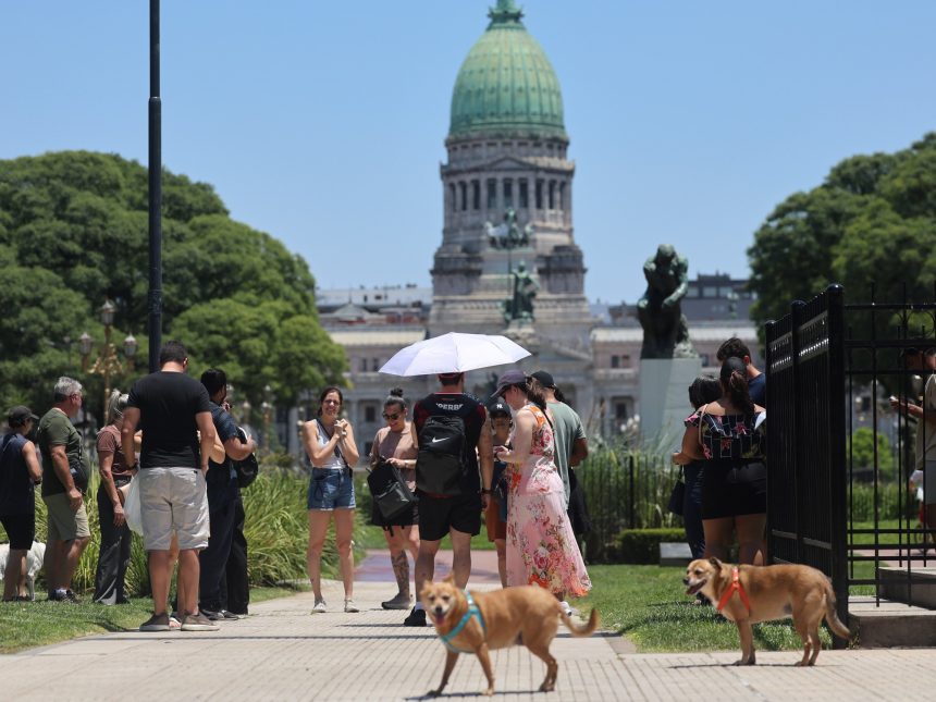 AMBA: Miles sin luz tras caída de 20° y pronóstico del tiempo