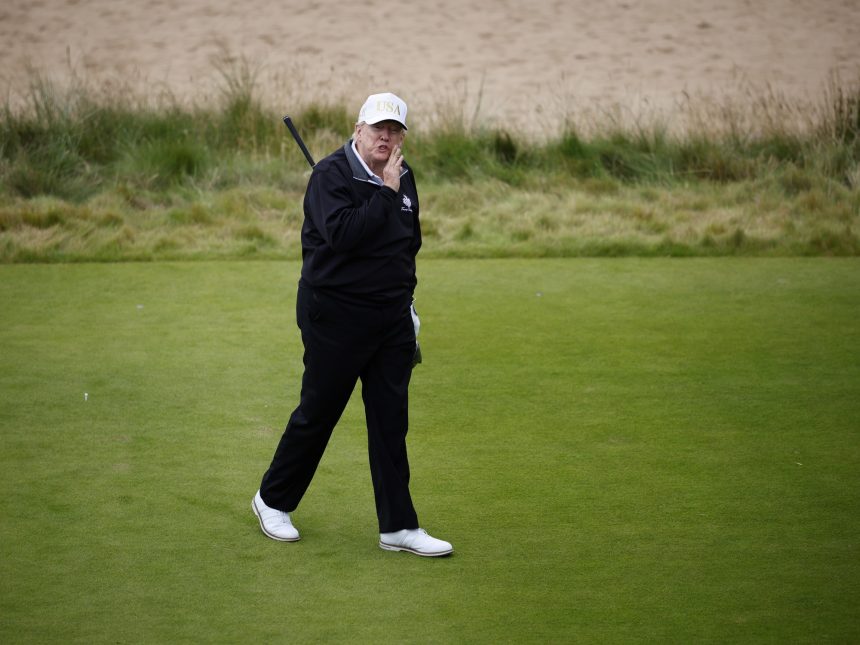 Descubre el icónico ‘campo de golf del presidente’ que Trump planea renovar