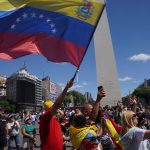 Venezolanos en el Obelisco: Esperanza y un Futuro Mejor
