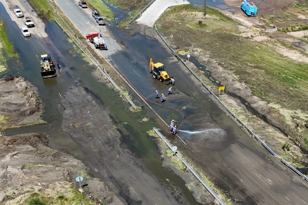 Emergencia en Pinamar: Inundación en Ruta 11 por Caño Cloacal Roto
