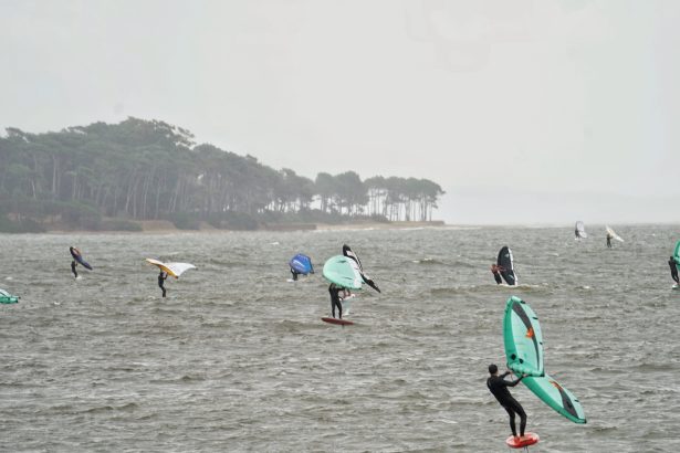 Descubre el emocionante deporte náutico que arrasa en Punta del Este