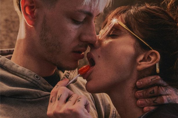 Descubre ‘TILF’: La nueva serie de Olga con Gimena Accardi y Seven Kayne