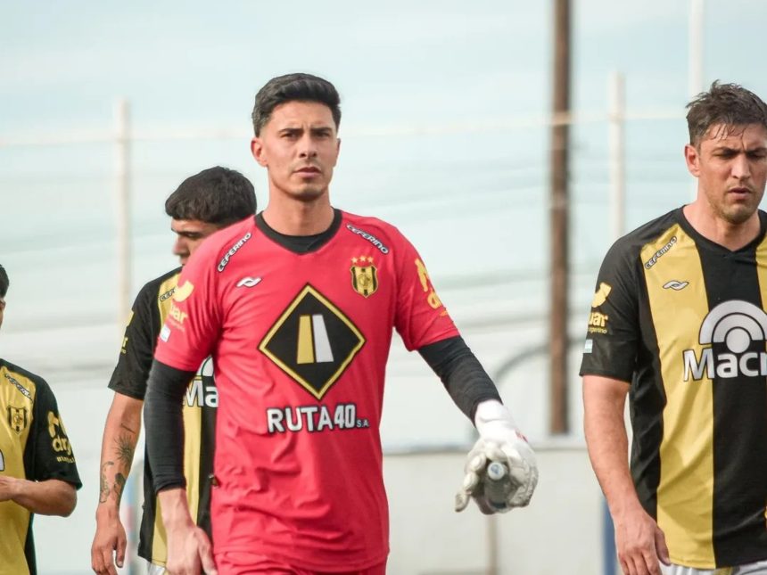 Impactante: Arquero de Deportivo Madryn sufre paro en entrenamiento