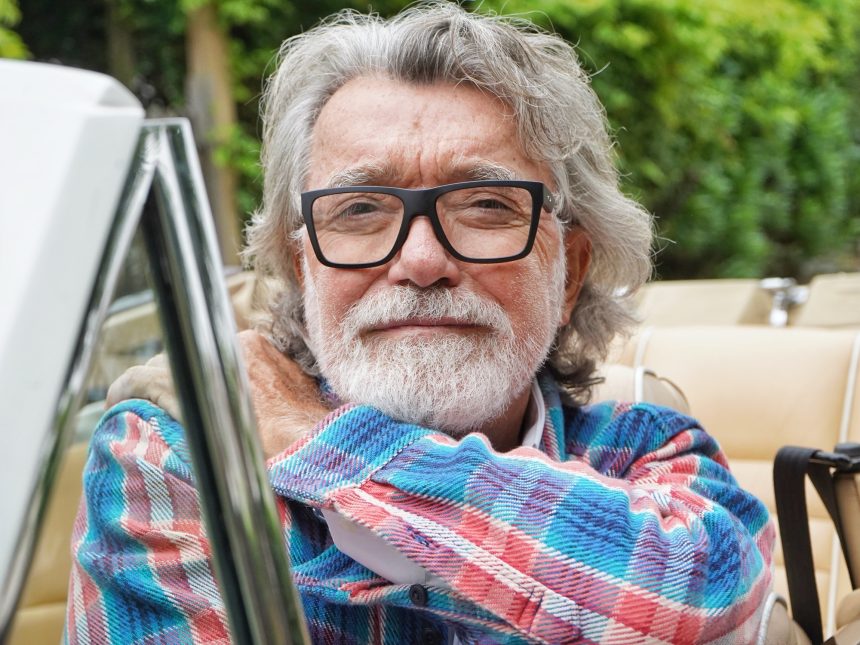 Descubre Punta del Este con Pancho Dotto: Elegancia y Sabiduría a los 70