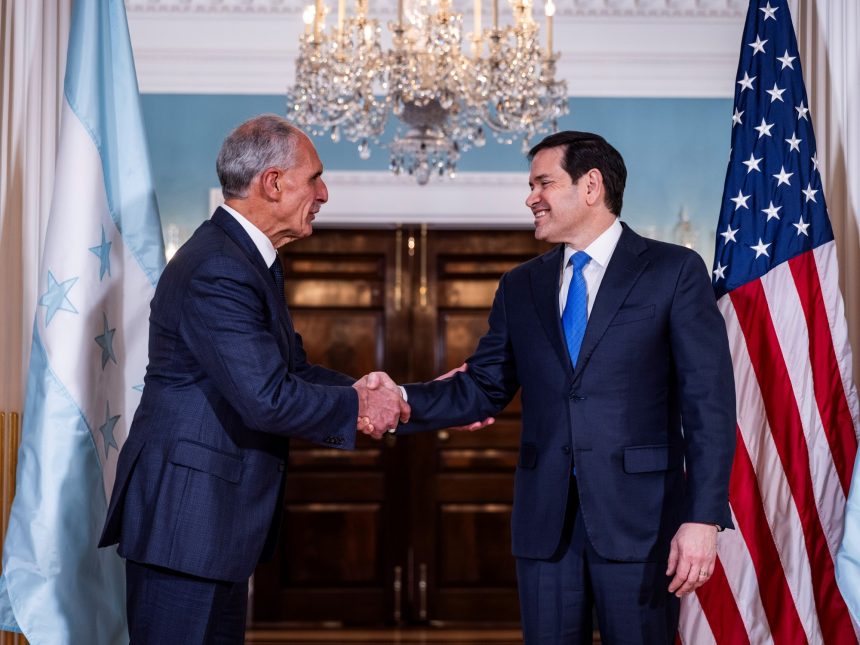 Marco Rubio se reúne con Nasry ‘Tito’ Asfura tras su victoria polémica