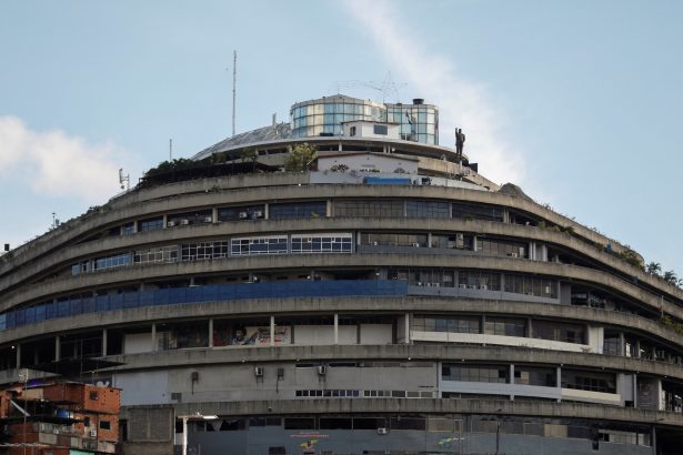 Venezuela libera a cuatro estadounidenses: un paso hacia la paz