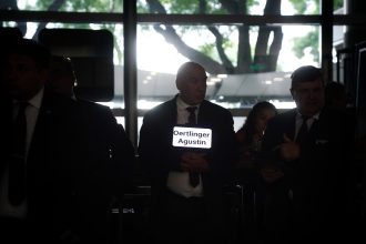 Calor extremo: Casi un millón sin luz tras aumento de tarifas