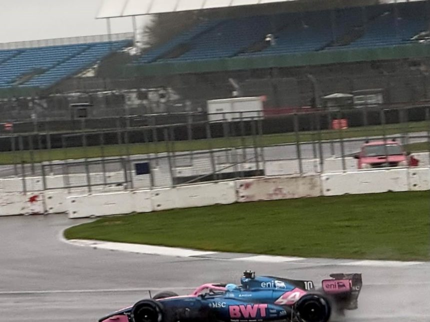 Franco Colapinto debuta en Silverstone con el nuevo Alpine y motor Mercedes