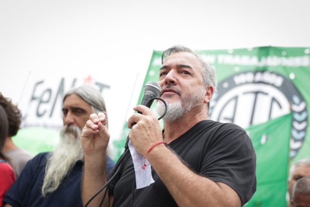 Salarios Estatales en Caída: Más de 14 Puntos Perdidos ante la Inflación