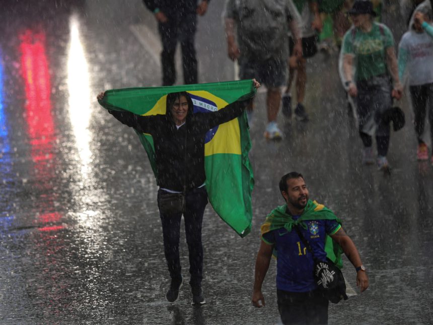 Impactante: Militantes de Bolsonaro heridos por rayo en Brasilia