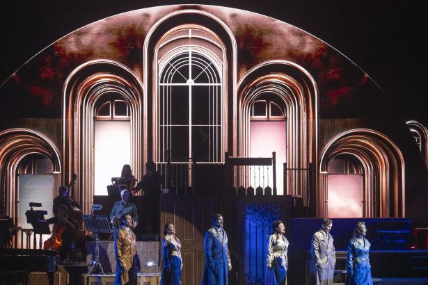 Astor Piazzolla: Un Viaje Musical y de Baile en el Colón