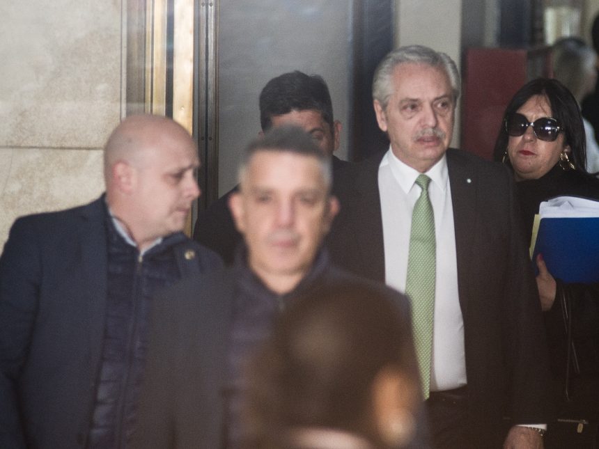 Alberto Fernández: Críticas a Trump, elogios a Putin y choque con Milei