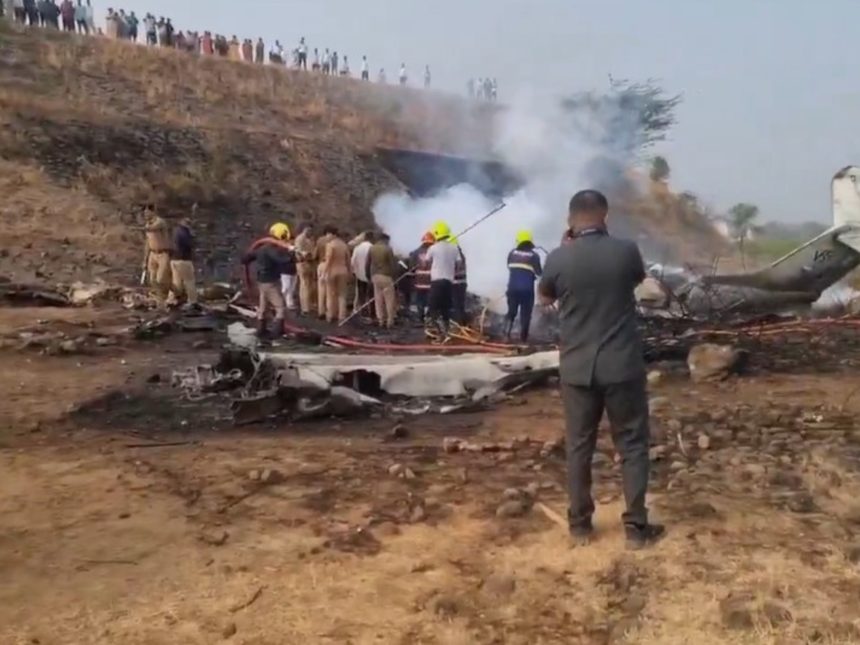 Tragedia en India: Accidente aéreo cobra cinco vidas, incluida figura política