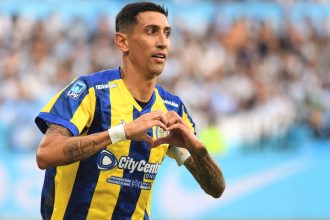 Ángel Di María y su esposa defienden su honor tras silbidos en Racing