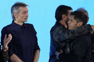 Kicillof ignora a Máximo y apuesta por un leal en el PJ bonaerense