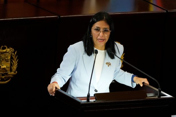 Nuevo Enfoque Diplomático: La Jefa de EE.UU. Llega a Venezuela