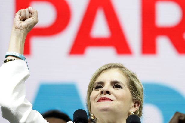Elecciones Costa Rica 2026: Candidata oficialista se autoproclama presidenta