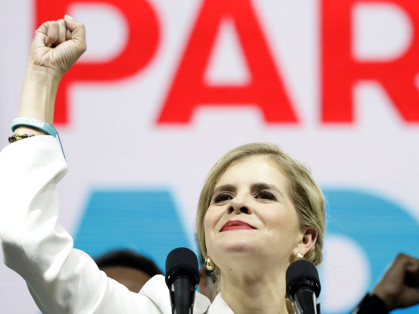 Elecciones Costa Rica 2026: Candidata oficialista se autoproclama presidenta