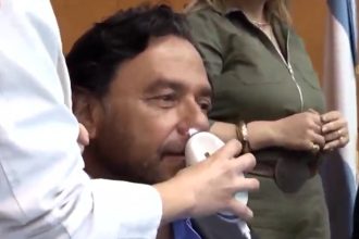 El Gobernador de Salta se Examina en Vivo: Rinoscopias para Funcionarios