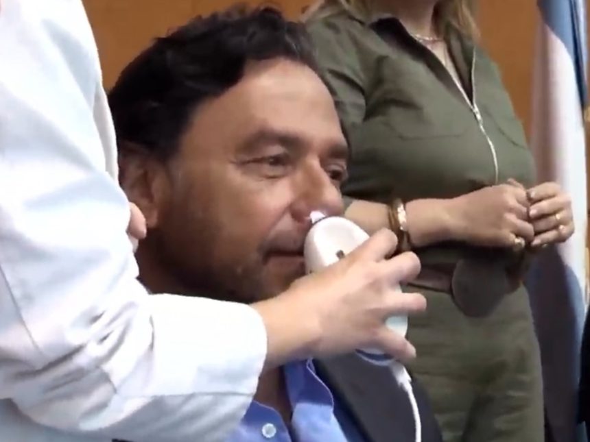 El Gobernador de Salta se Examina en Vivo: Rinoscopias para Funcionarios