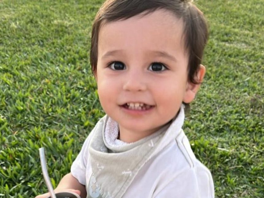 Emotiva historia: Mamá del niño con cáncer comparte su experiencia en Florianópolis