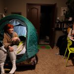 Rusia apaga la calefacción: ¡una noche en carpa sobre la cama!