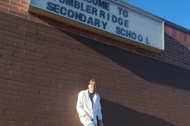 Caos en Canadá: Estudiantes y profesores se refugian en la escuela