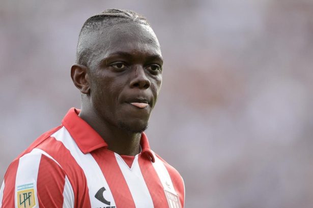 Triángulo Boca-Cetré-Estudiantes: ¿Por qué se detuvo la negociación?