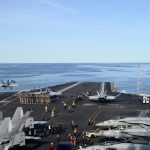 EE.UU. lanza campaña militar contra Irán: Trump y el cambio de régimen