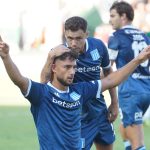 Racing supera el susto y vence a Banfield con gran efectividad