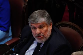 Mayans desata controversia: compara a Milei con Videla