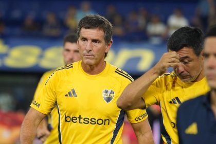 Úbeda en la cuerda floja: Riquelme evalúa 4 candidatos para Boca