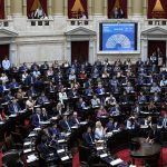 El Gobierno cede: Diputados logran eliminar polémica reforma de licencias