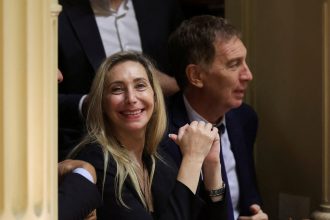 Karina Milei supervisa la votación del Congreso sobre reforma laboral