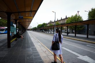 Paro de la CGT: Más autos, menos colectivos y viajeros en busca de opciones