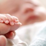 Juez de San Luis marca un hito al facilitar adopción prenatal