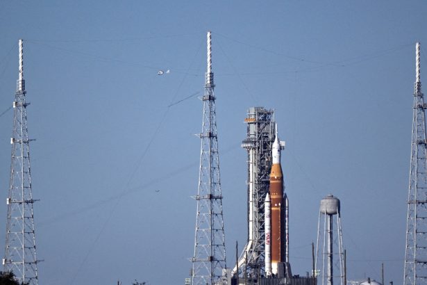 Artemis II: Nuevos retrasos en la misión lunar de la NASA y su futuro