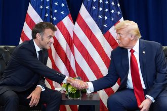 Francia y EE. UU. en Crisis: El Embajador que Desató la Ira de Macron