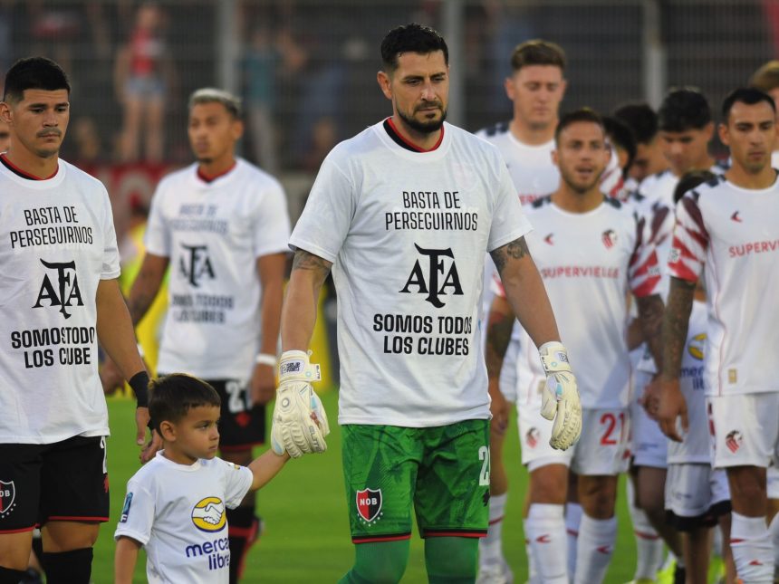 Newell’s, San Lorenzo e Instituto: Jugadores apoyan a la AFA y critican a Tapia