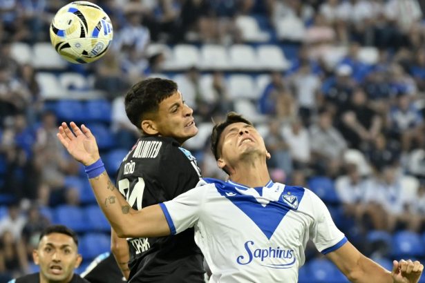 Vélez vs Riestra: El ‘Fortín’ pierde el liderato, pero sigue invicto
