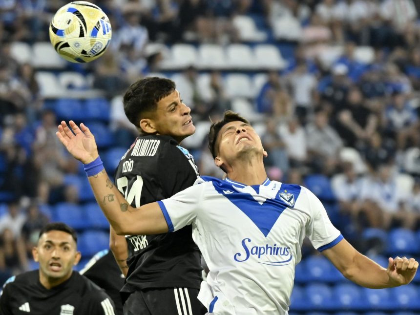 Vélez vs Riestra: El ‘Fortín’ pierde el liderato, pero sigue invicto