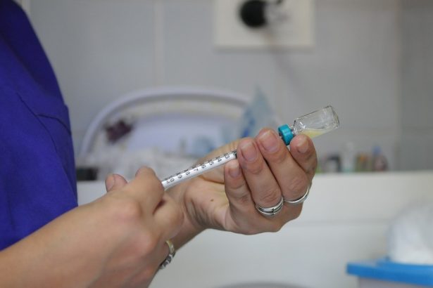 ¡Atención! Adelantan la segunda dosis de la triple viral en vacunación