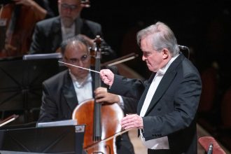 80 Años de la Filarmónica de Buenos Aires: Un Concierto Reflexivo