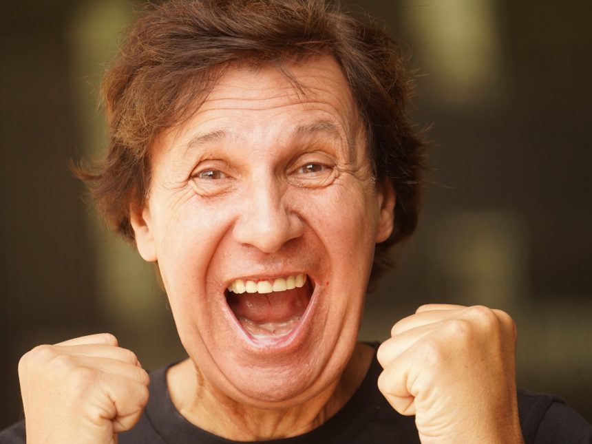 El Bambino Pons: Música, amigos rockeros y su conexión con Bizarrap